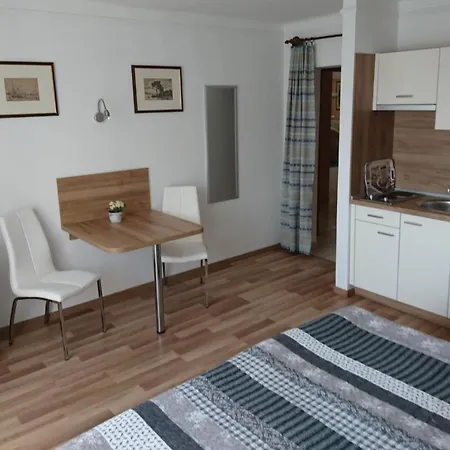 Klara Villa Heviz Apartment *