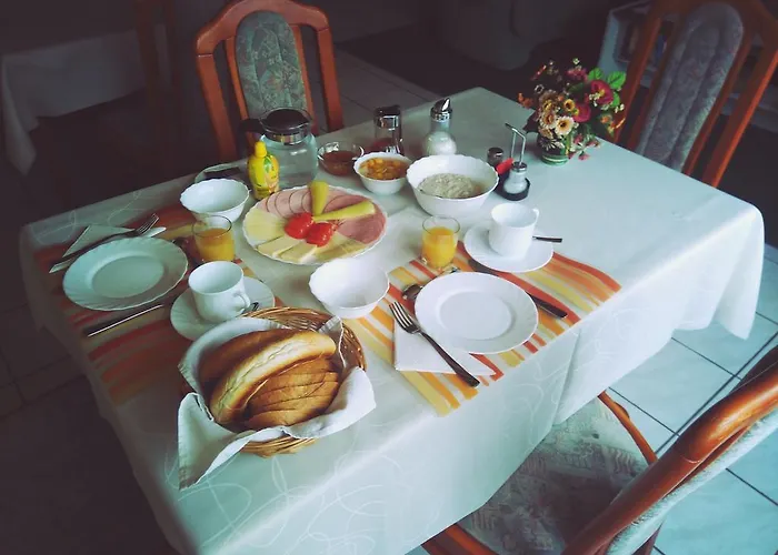 Klara アパート ヘーヴィーズ